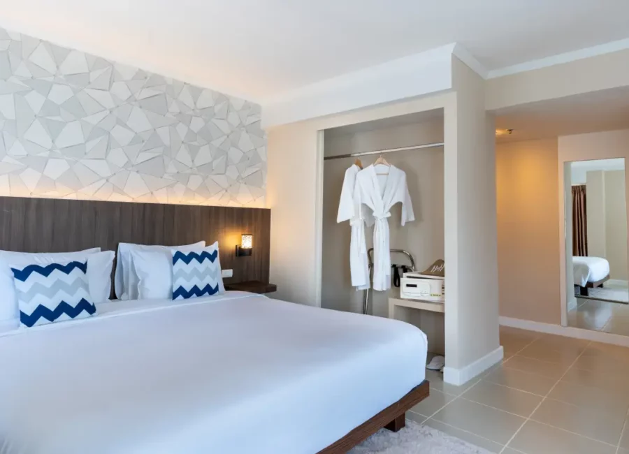 Corner Suite