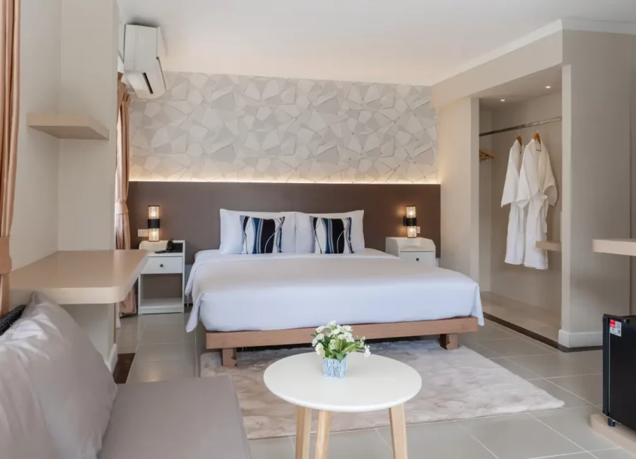 Corner Suite